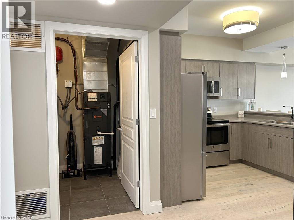 












12 ERIE Boulevard Unit# 207

,
Long Point,




Ontario
N0E1M0

