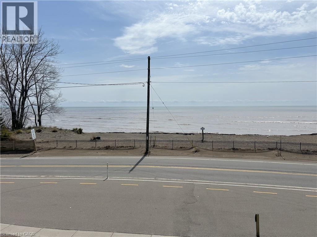 












12 ERIE Boulevard Unit# 207

,
Long Point,




Ontario
N0E1M0

