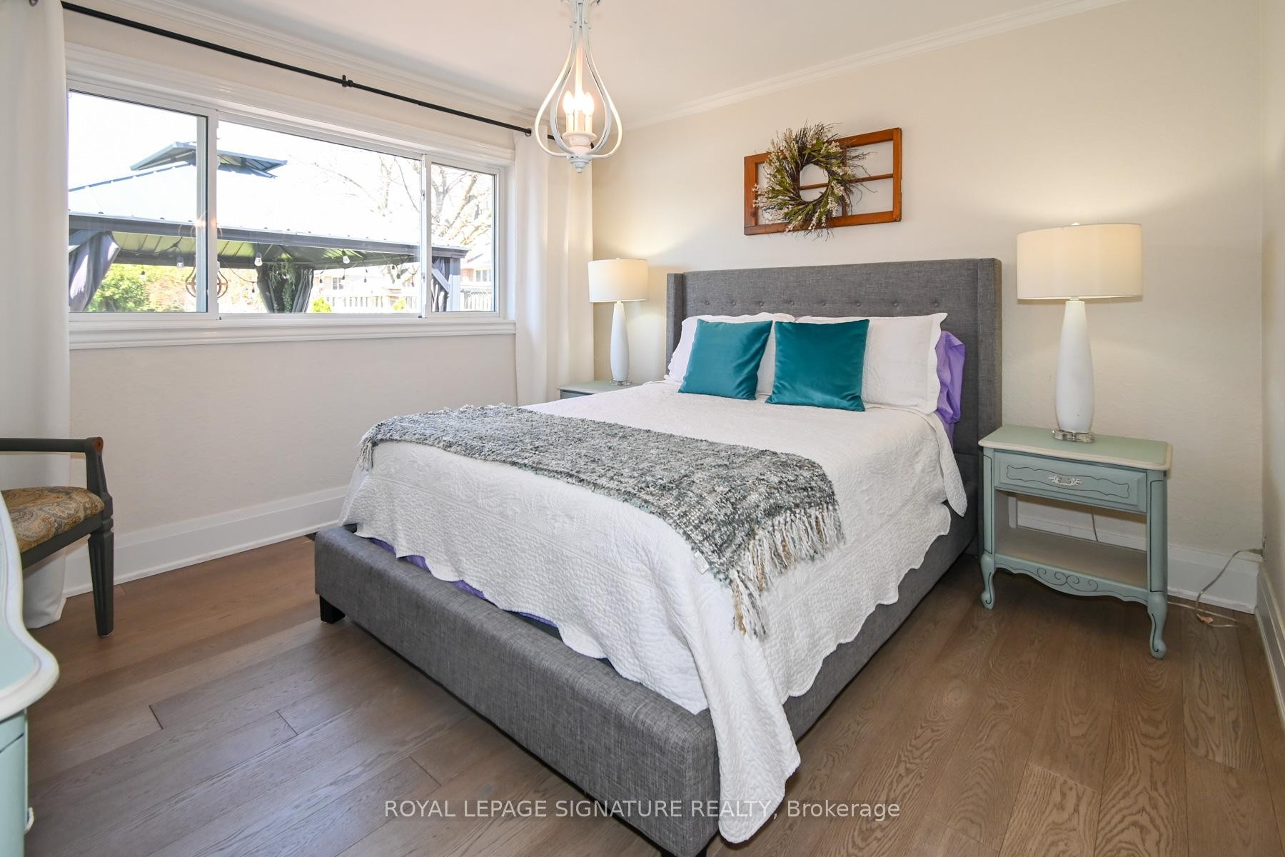 









522


Rosmere

Street,
Oshawa,




ON
L1J 5H6

