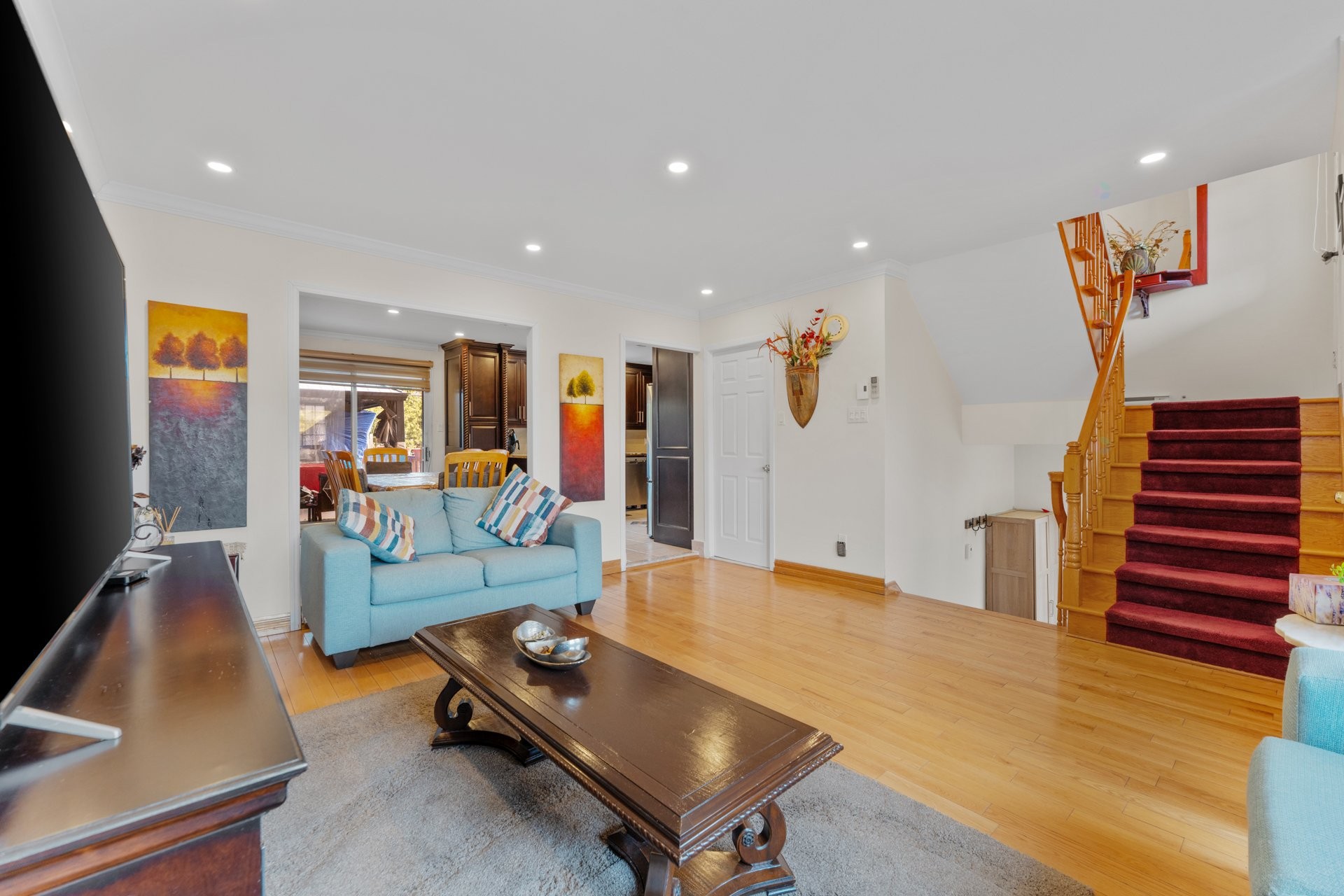 









225


Rue de Montreux

,
Laval (Vimont),




QC
H7K2W1

