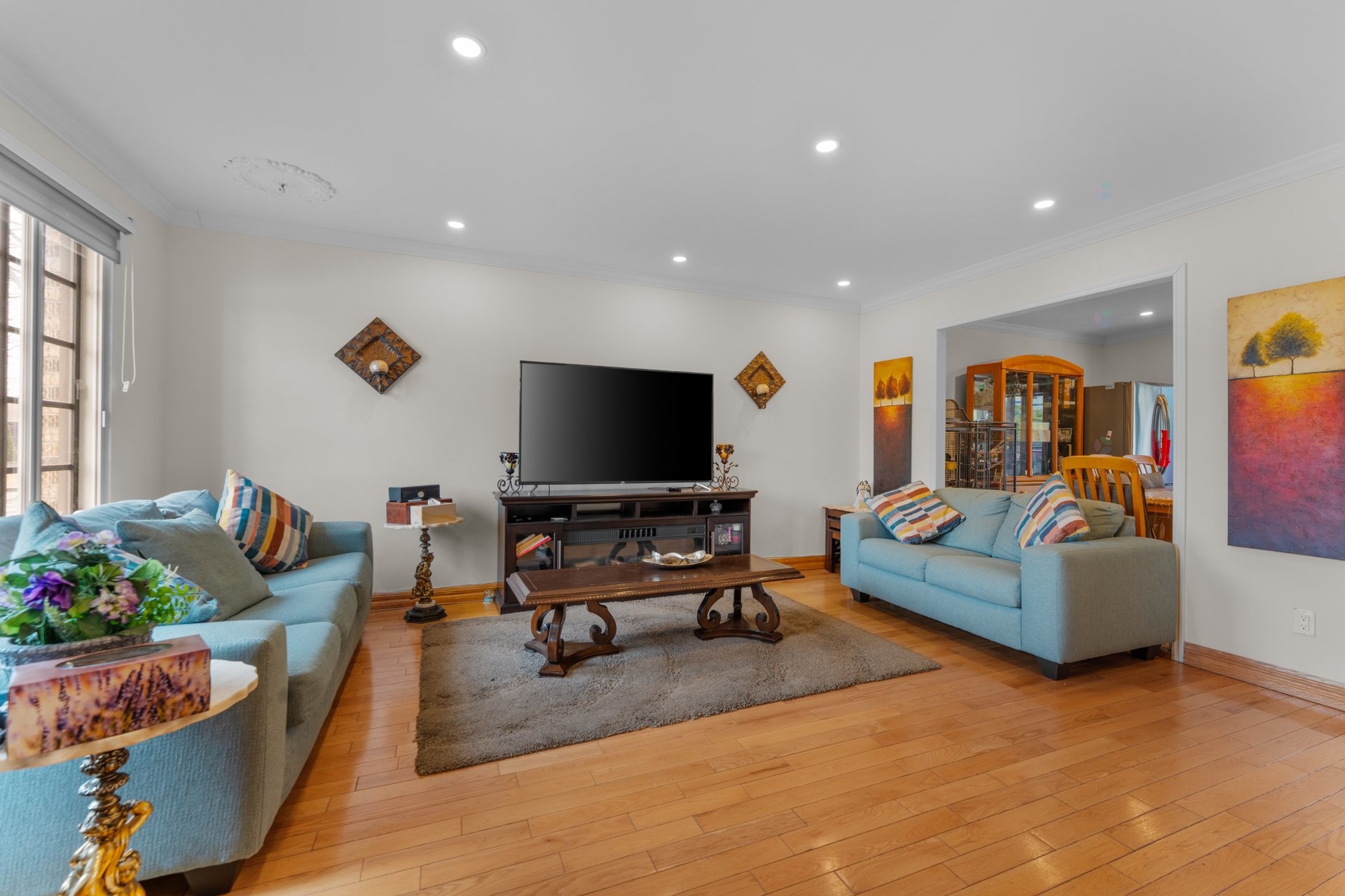 









225


Rue de Montreux

,
Laval (Vimont),




QC
H7K2W1


