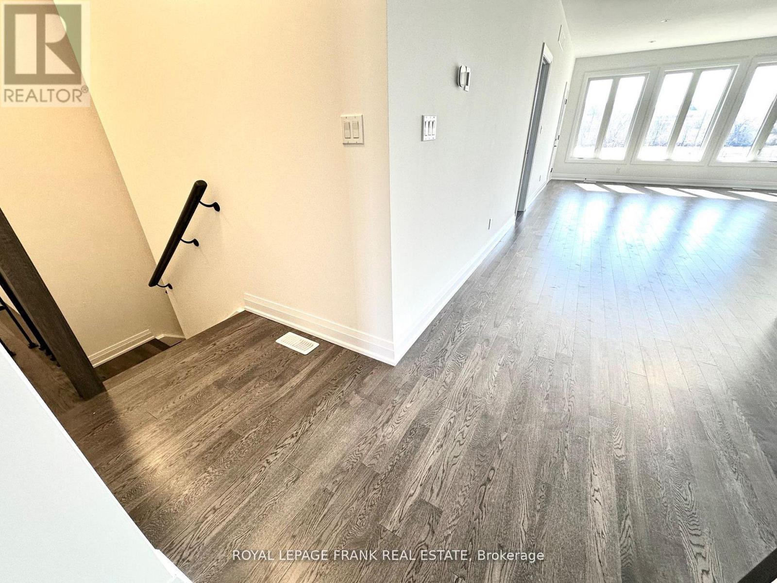












12 POND STREET

,
Trent Hills (Hastings),




Ontario
K0L1Y0

