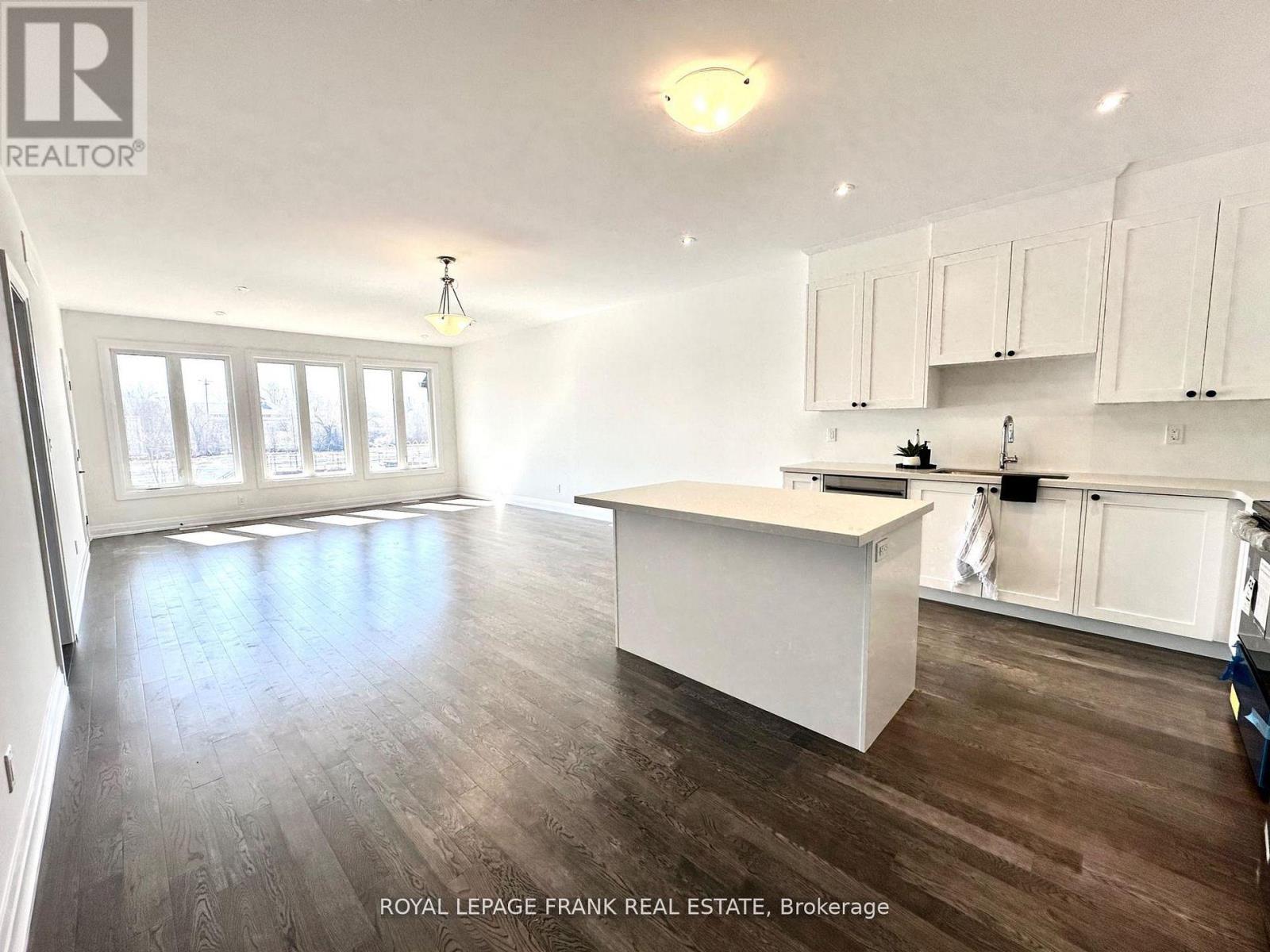 












12 POND STREET

,
Trent Hills (Hastings),




Ontario
K0L1Y0

