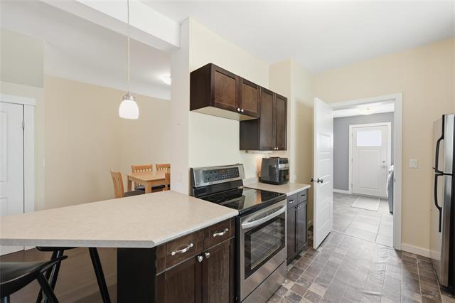









696


Mulvey

AVE,
Winnipeg,




MB
R3M 1H6


