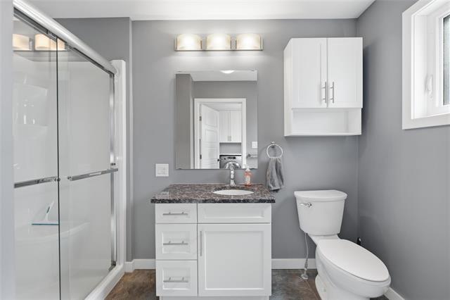 









696


Mulvey

AVE,
Winnipeg,




MB
R3M 1H6

