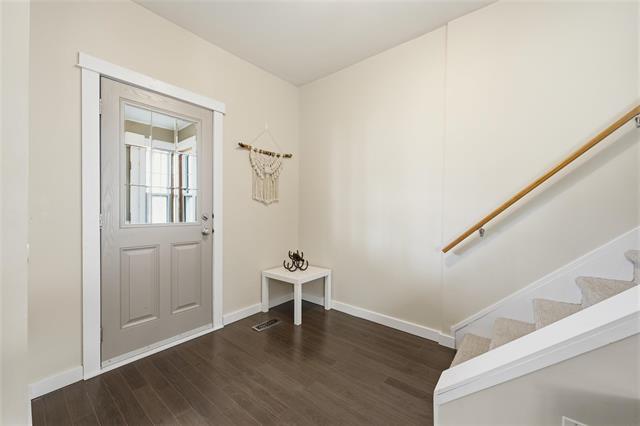 









696


Mulvey

AVE,
Winnipeg,




MB
R3M 1H6

