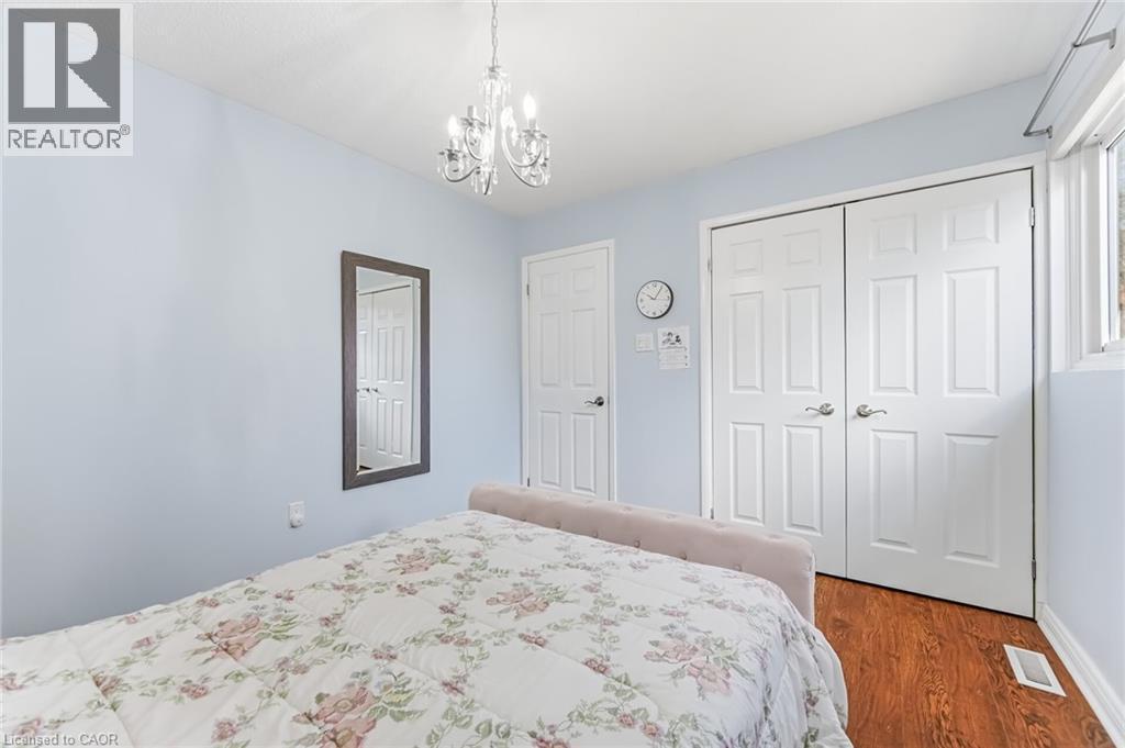 












34 LORRAINE Crescent

,
Brampton,




Ontario
L6S2R7

