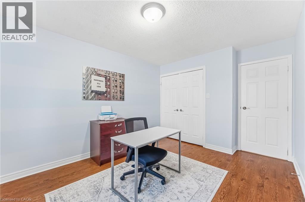 












34 LORRAINE Crescent

,
Brampton,




Ontario
L6S2R7

