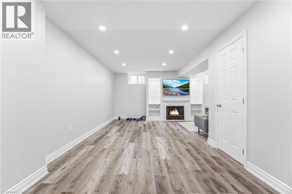 












34 LORRAINE Crescent

,
Brampton,




Ontario
L6S2R7

