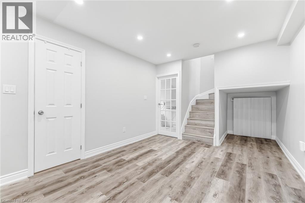 












34 LORRAINE Crescent

,
Brampton,




Ontario
L6S2R7

