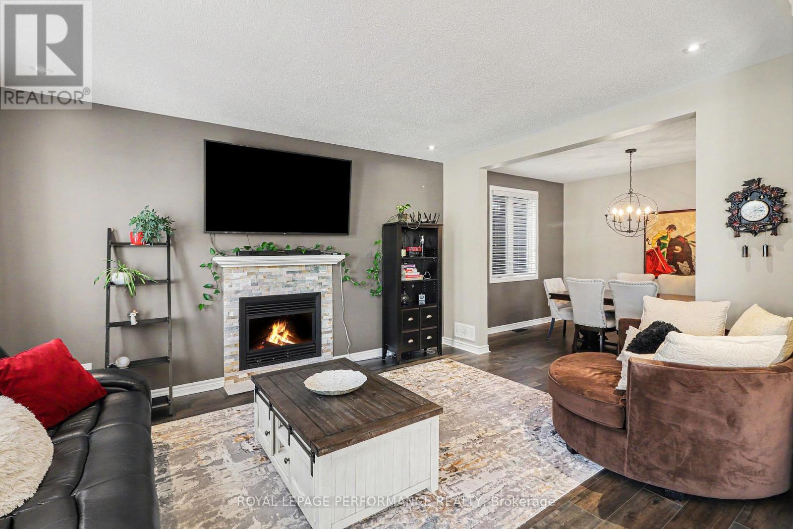 












717 MAGNOLIA STREET

,
Ottawa,




Ontario
K4A0Z2

