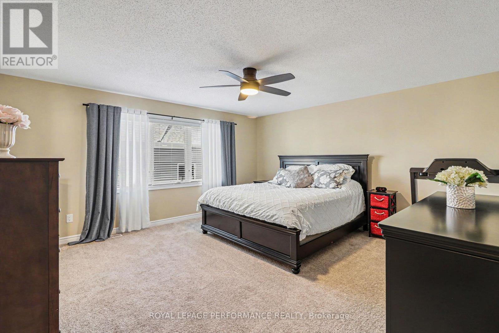 












717 MAGNOLIA STREET

,
Ottawa,




Ontario
K4A0Z2


