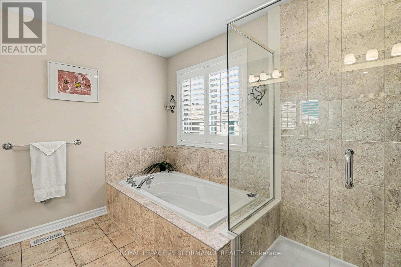 












717 MAGNOLIA STREET

,
Ottawa,




Ontario
K4A0Z2

