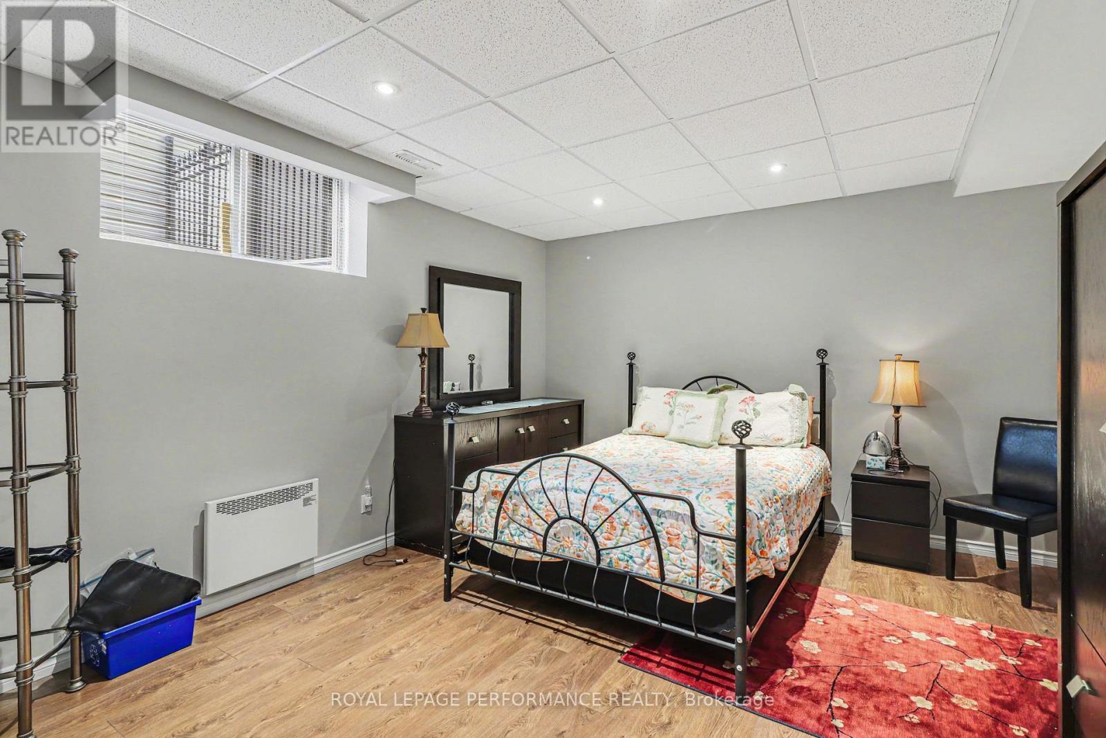 












717 MAGNOLIA STREET

,
Ottawa,




Ontario
K4A0Z2

