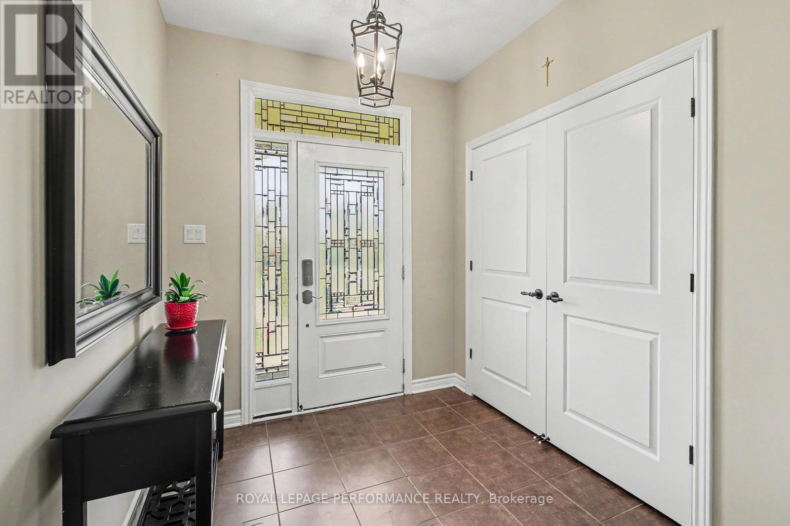 












717 MAGNOLIA STREET

,
Ottawa,




Ontario
K4A0Z2

