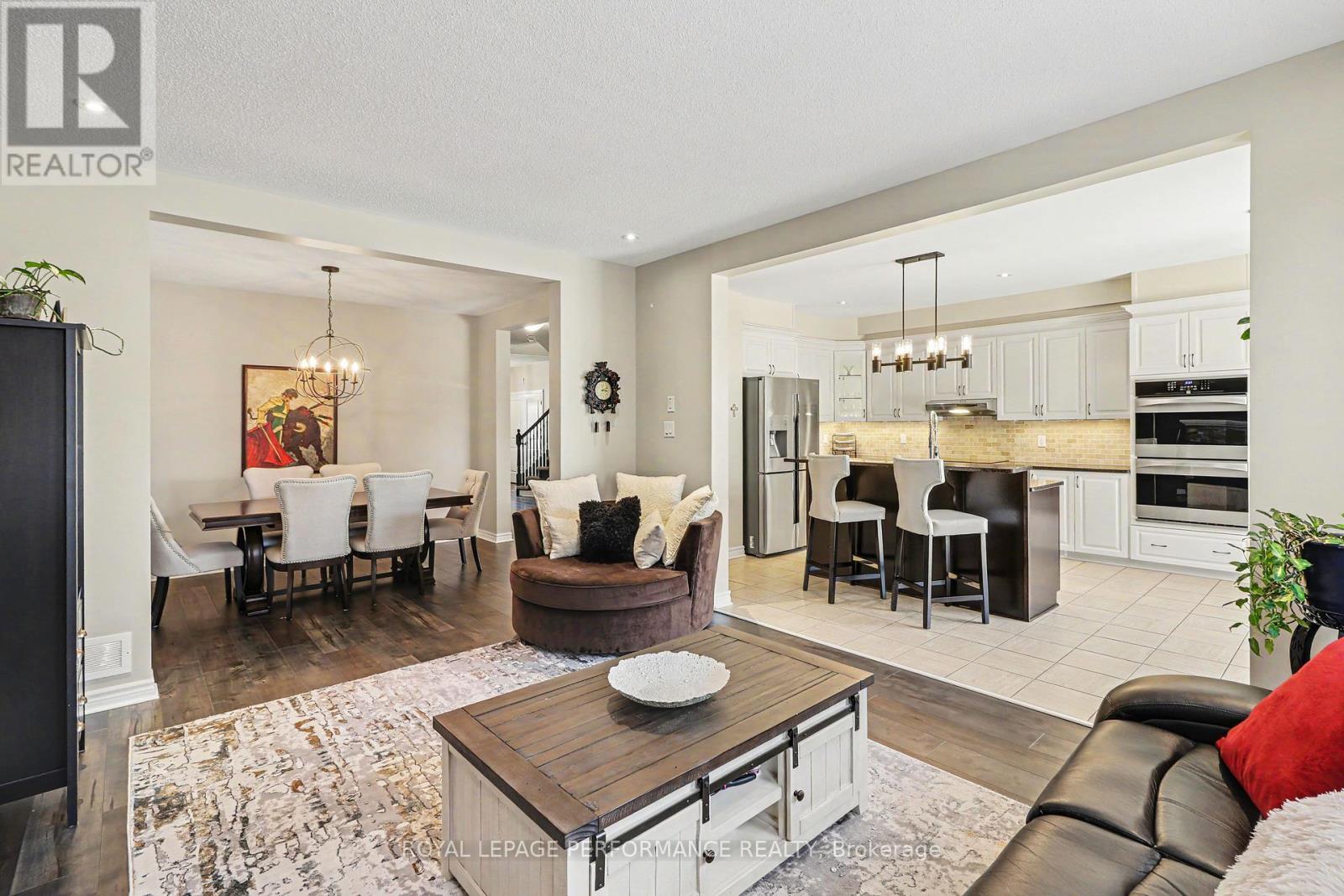 












717 MAGNOLIA STREET

,
Ottawa,




Ontario
K4A0Z2


