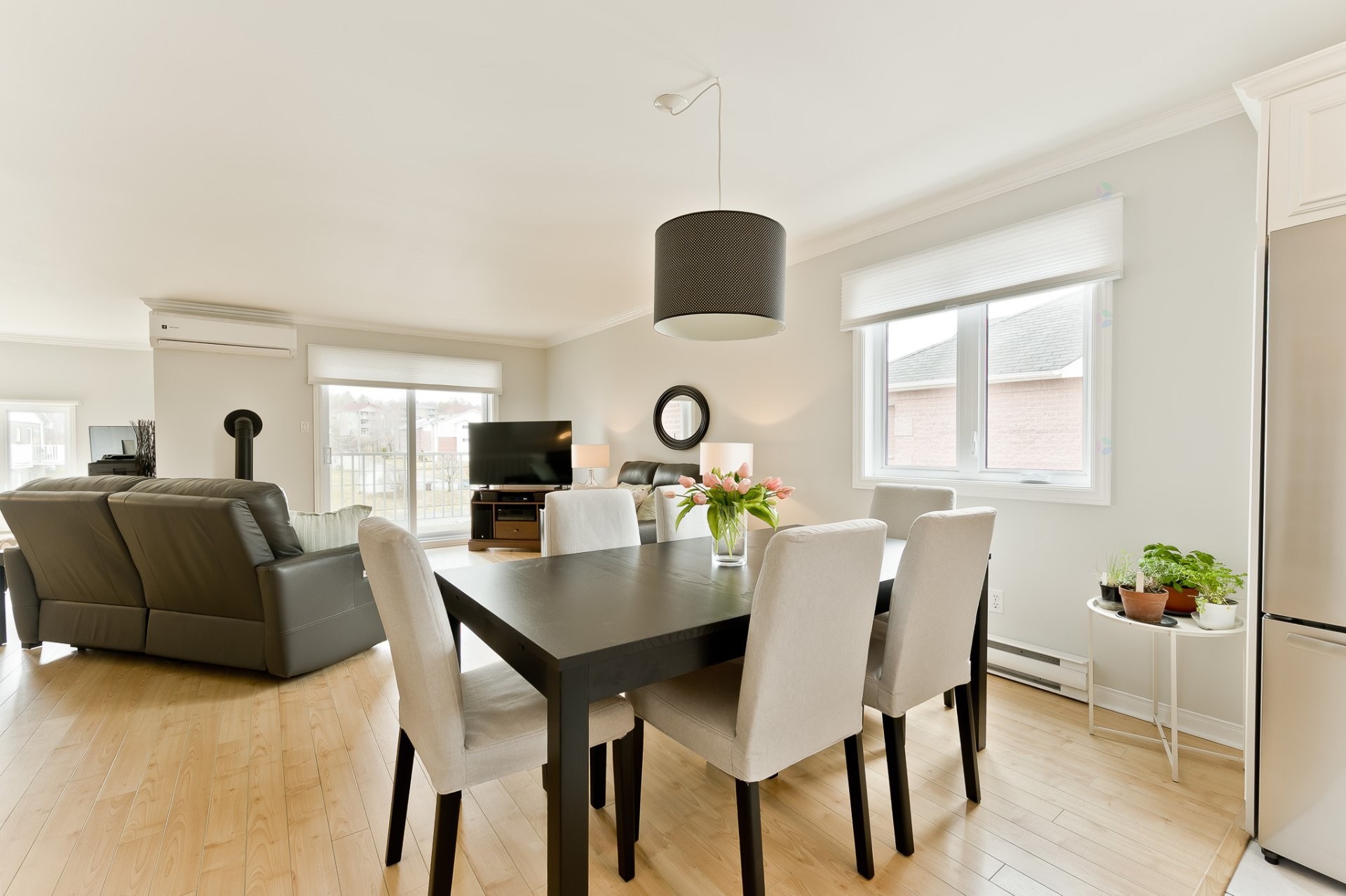 









3447


Rue des Chênes

,
Sherbrooke (Les Nations),




QC
J1L2E7

