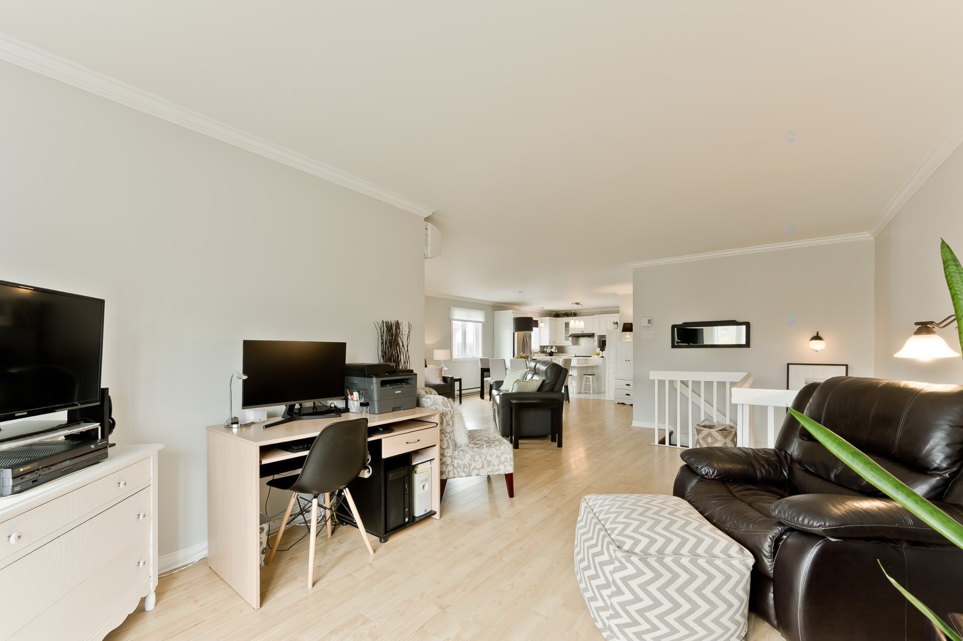 









3447


Rue des Chênes

,
Sherbrooke (Les Nations),




QC
J1L2E7

