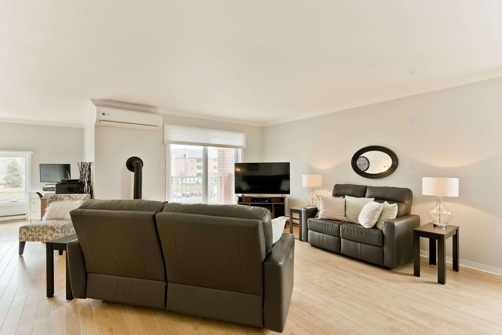 









3447


Rue des Chênes

,
Sherbrooke (Les Nations),




QC
J1L2E7

