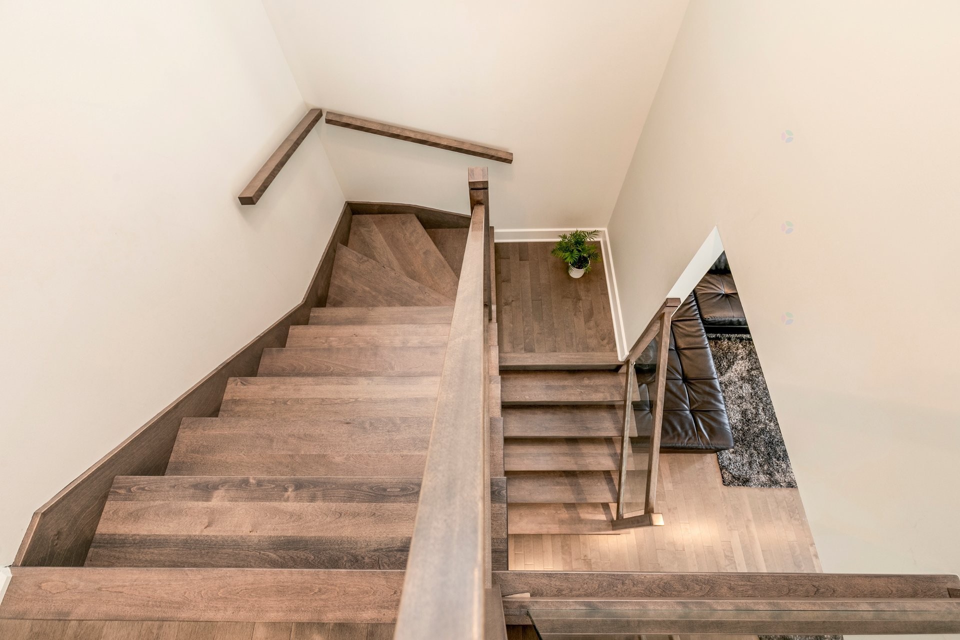 









9270


Rue Récollet

,
Brossard,




QC
J4X1B9


