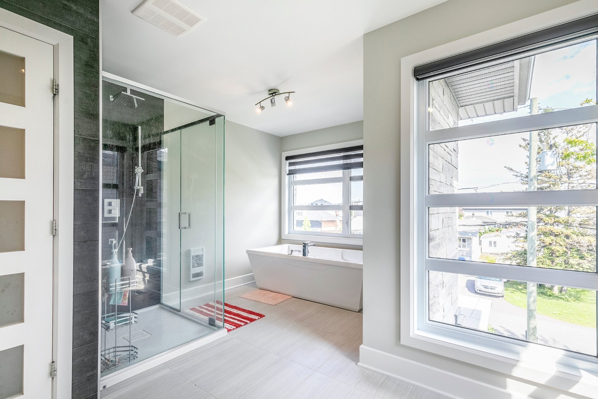 









9270


Rue Récollet

,
Brossard,




QC
J4X1B9

