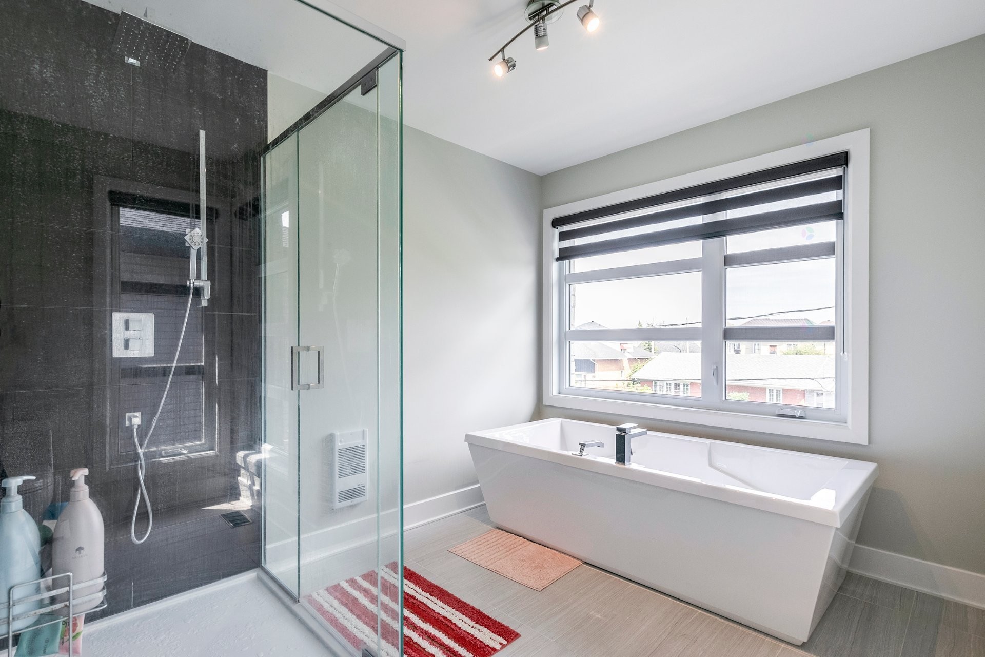 









9270


Rue Récollet

,
Brossard,




QC
J4X1B9

