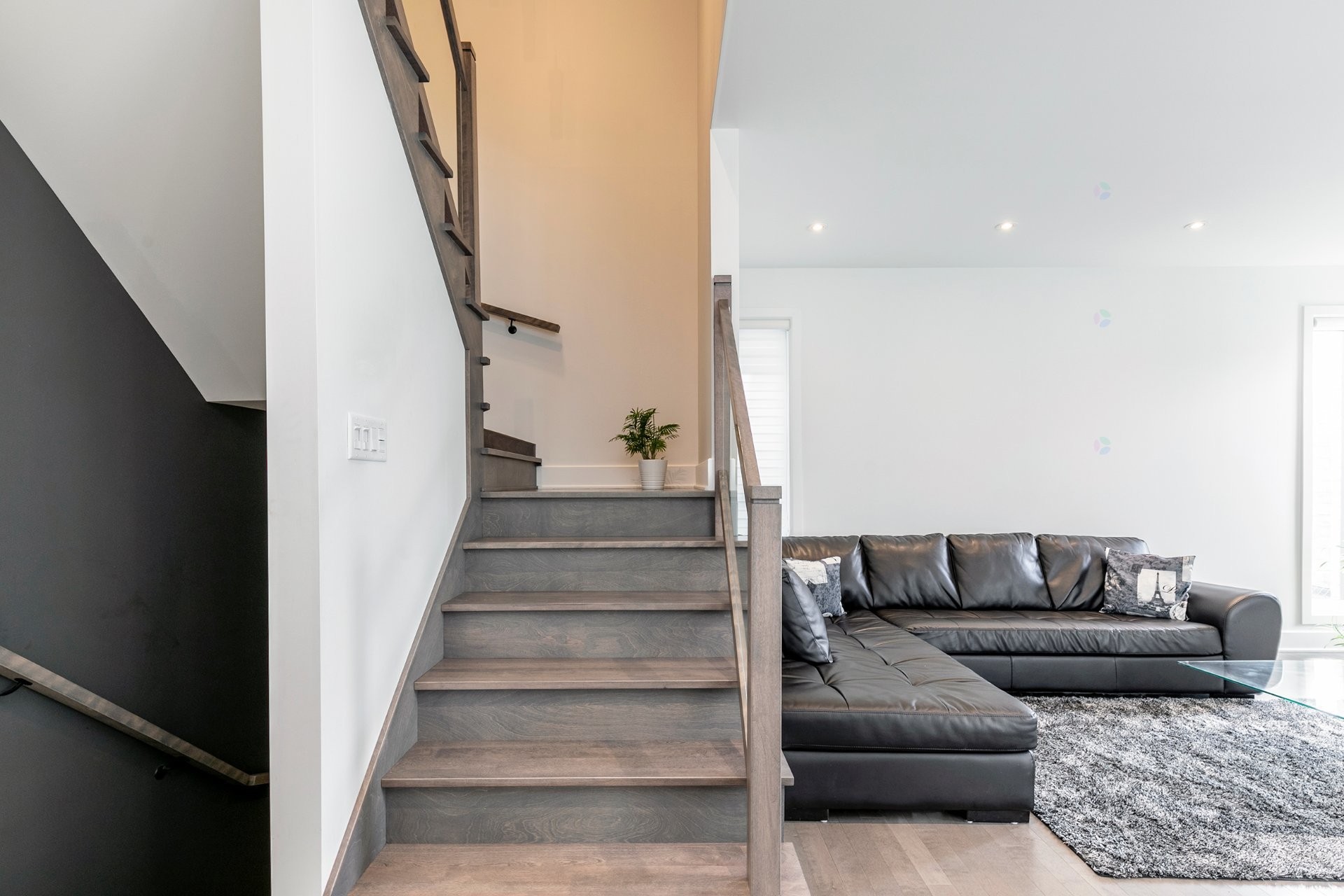 









9270


Rue Récollet

,
Brossard,




QC
J4X1B9

