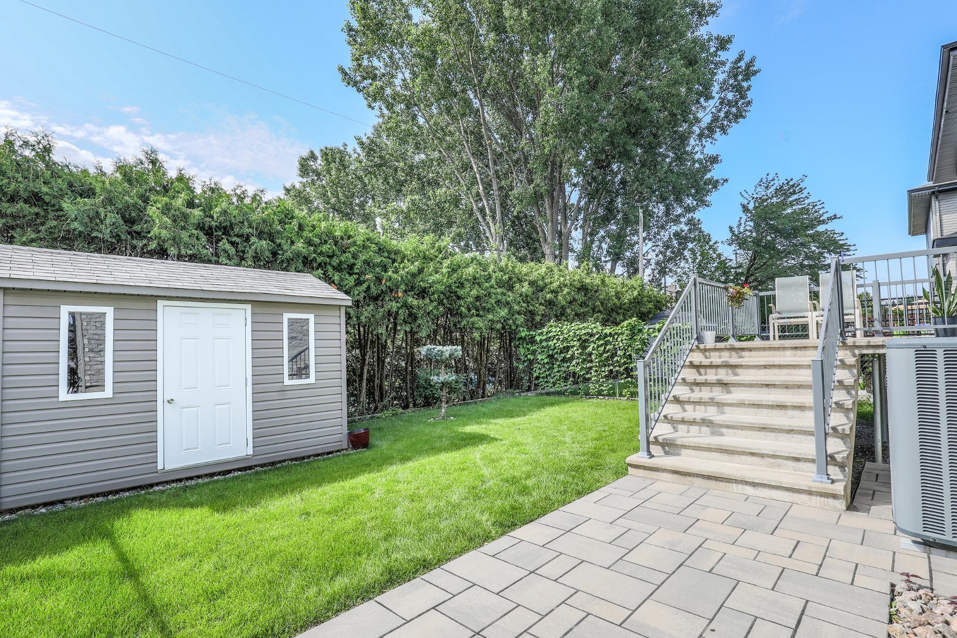 









9270


Rue Récollet

,
Brossard,




QC
J4X1B9

