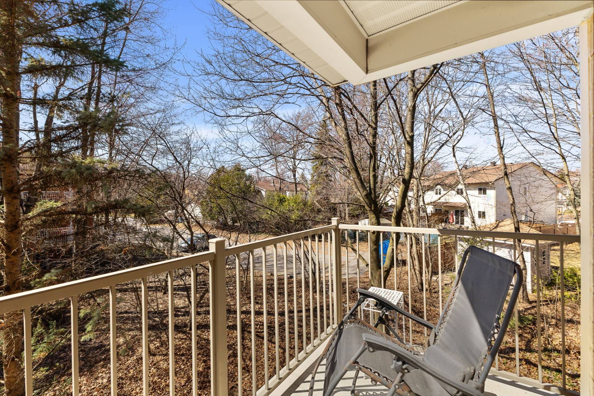 









14


Rue de l'Épervier

, 3,
Gatineau (Hull),




QC
J9A2A3

