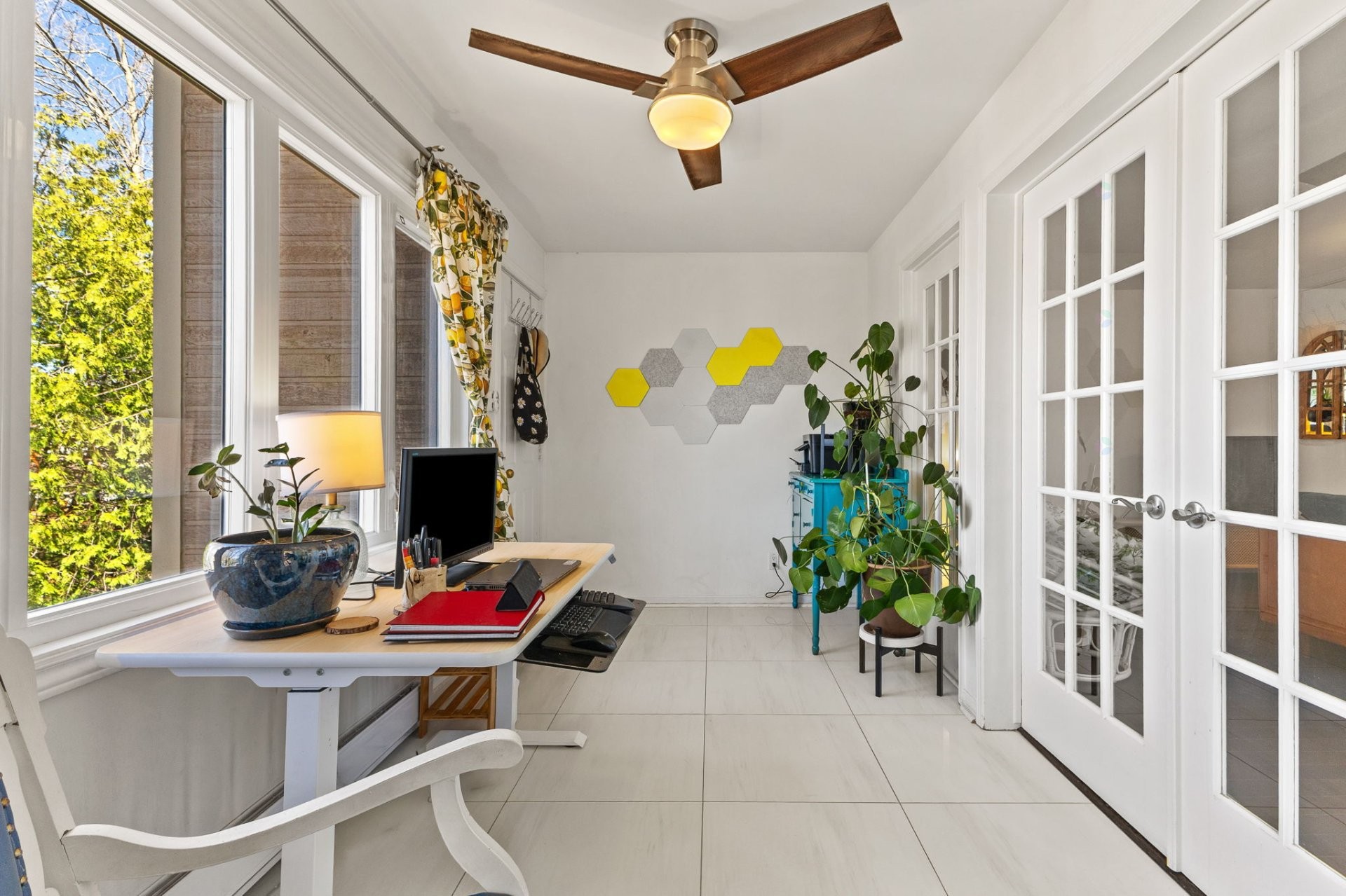 









14


Rue de l'Épervier

, 3,
Gatineau (Hull),




QC
J9A2A3

