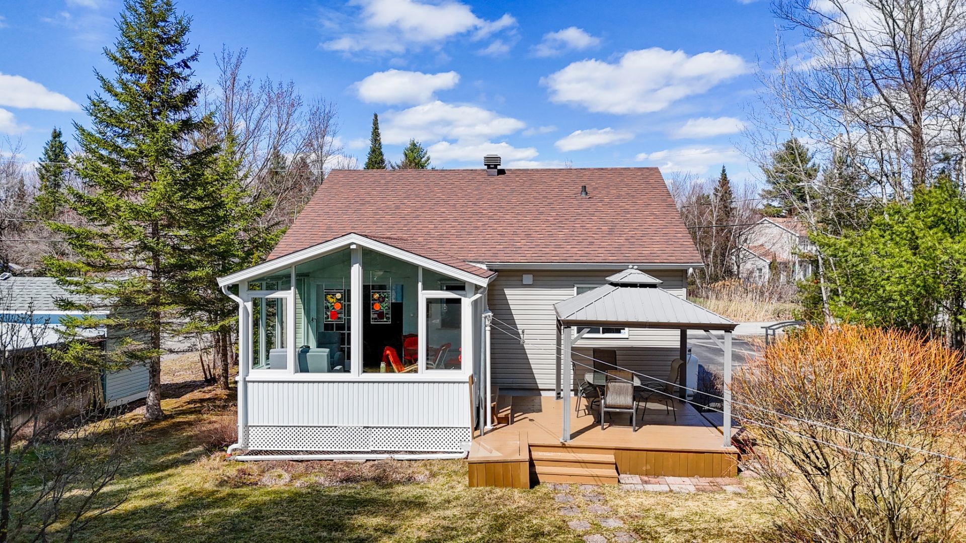 









43


Rue des Cèdres

,
Magog,




QC
J1X6E9

