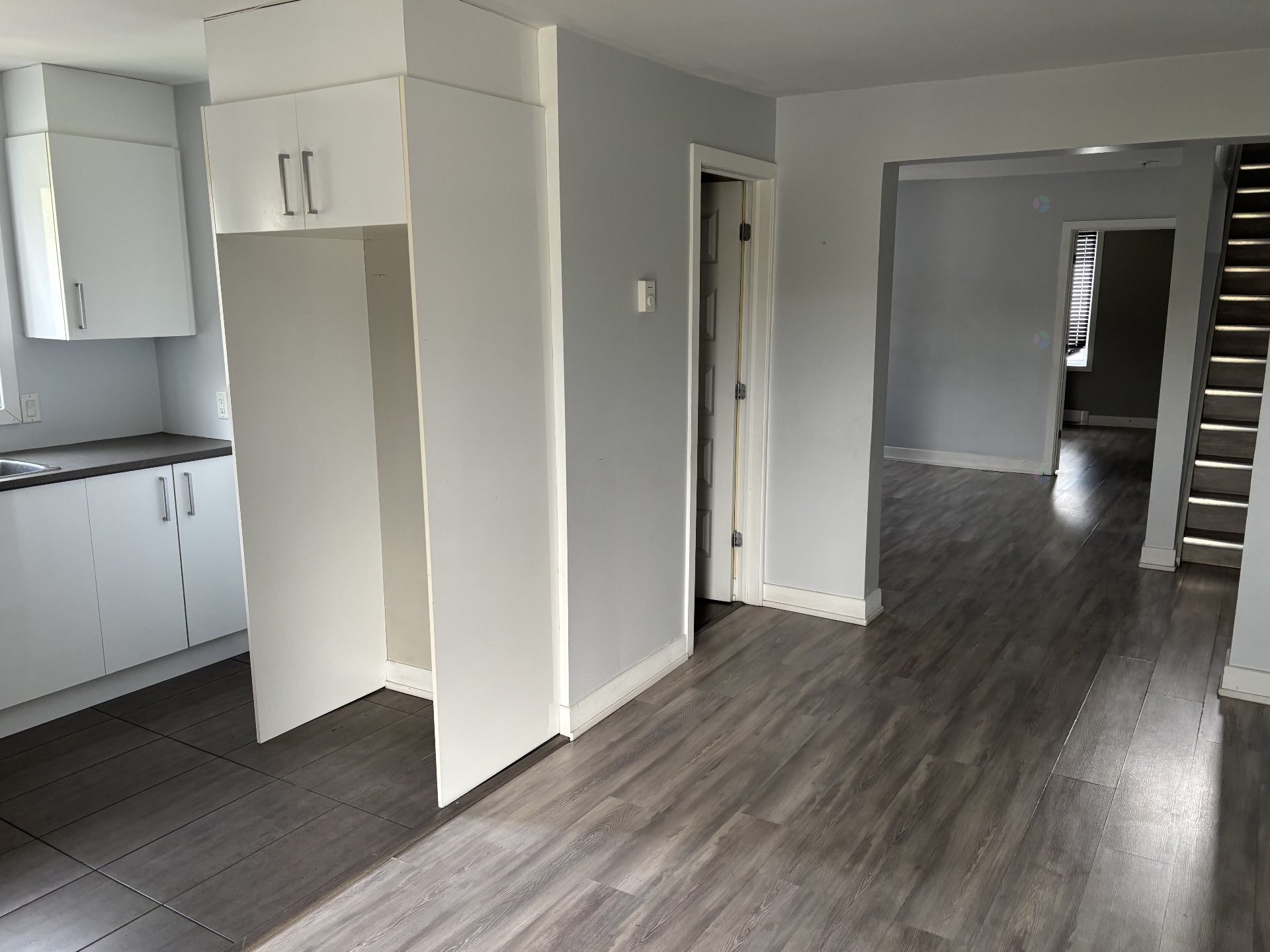 









215


Rue Main

,
Gatineau (Gatineau),




QC
J8V3V1

