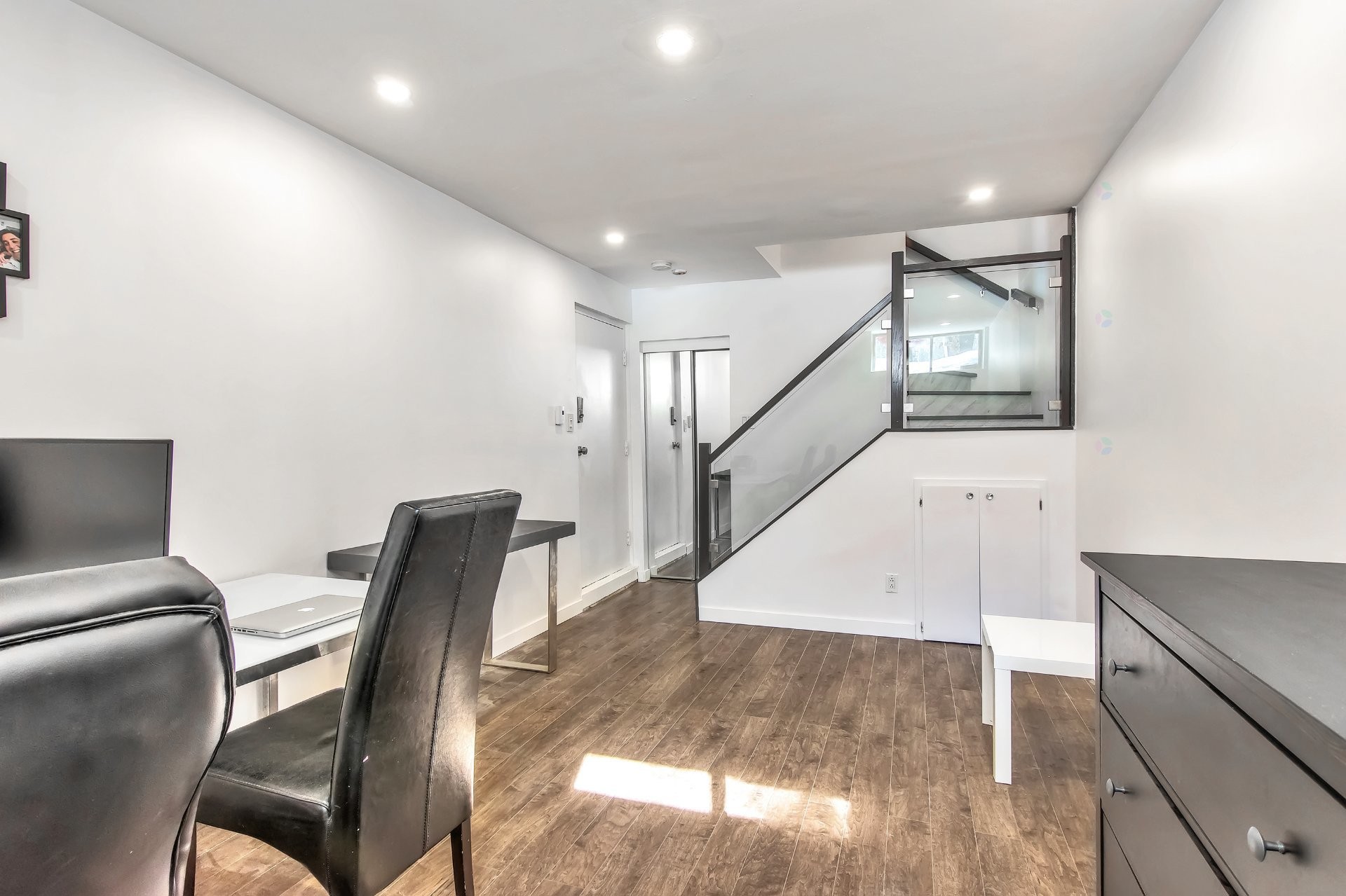 









6794


Ch. Louis-Pasteur

,
Côte-Saint-Luc,




QC
H4W2X2

