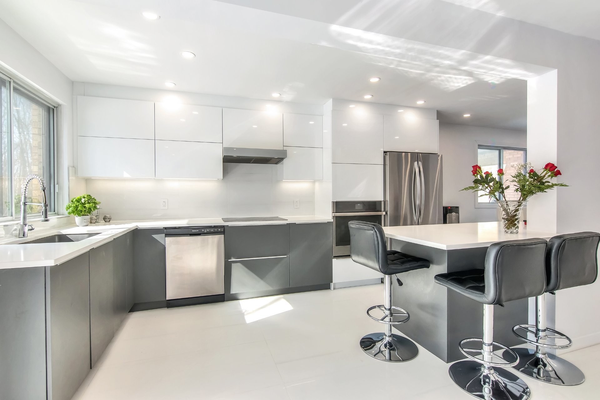 









6794


Ch. Louis-Pasteur

,
Côte-Saint-Luc,




QC
H4W2X2

