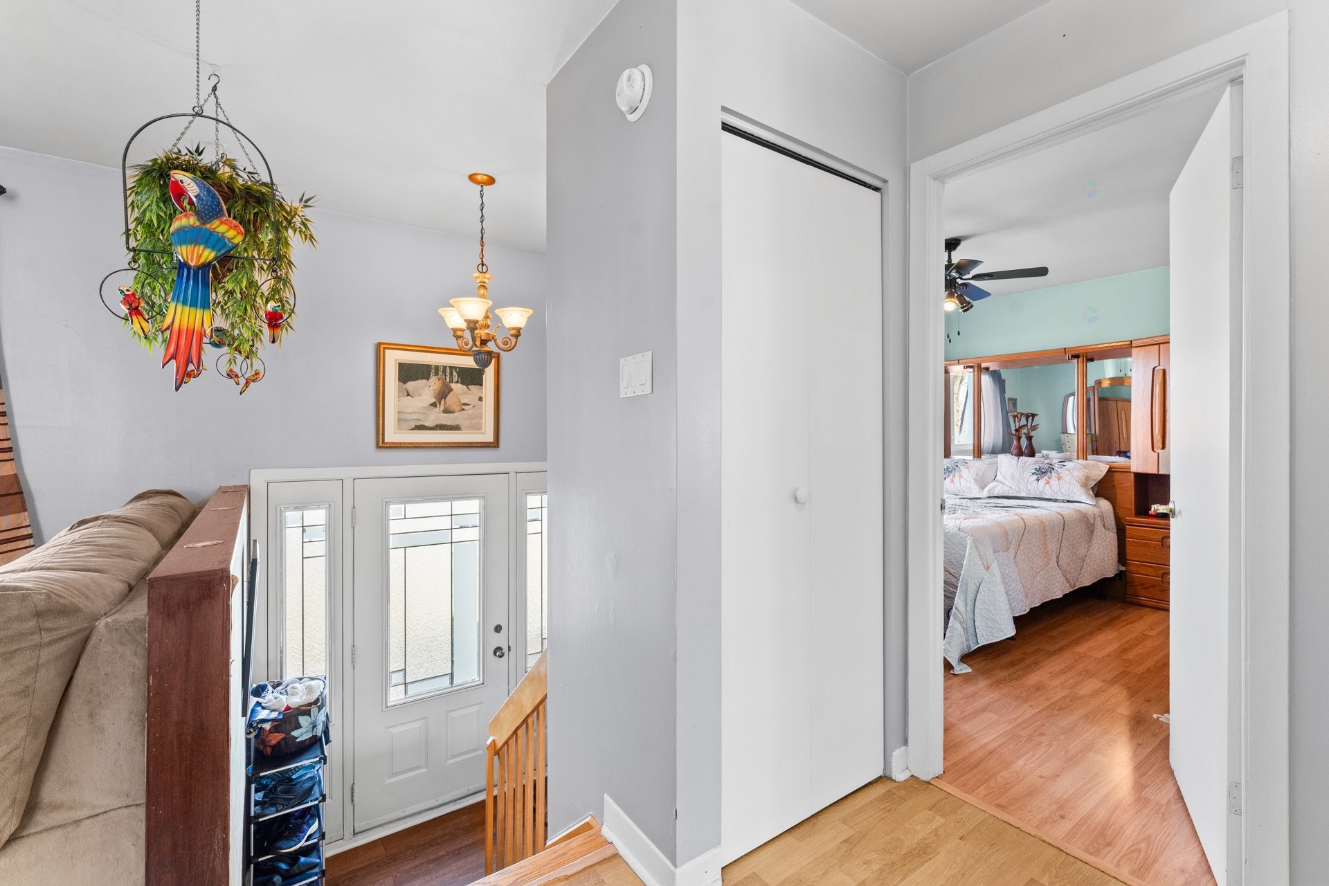 









698


Rue Frida

,
Laval (Fabreville),




QC
H7P3K1

