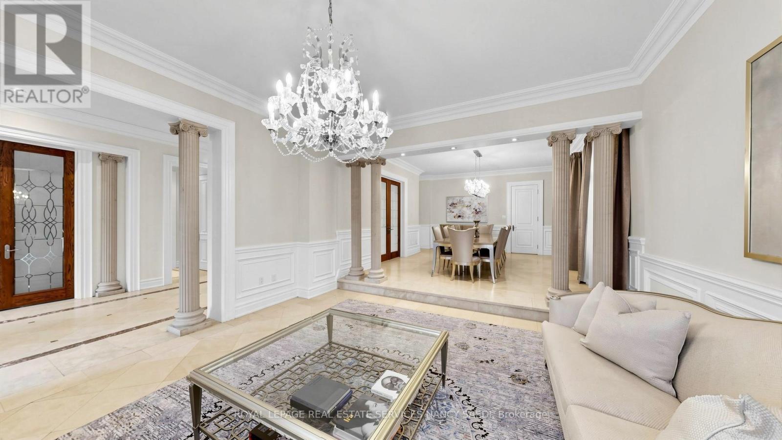 












17 TRUMAN ROAD

,
Toronto,




Ontario
M2L2L4

