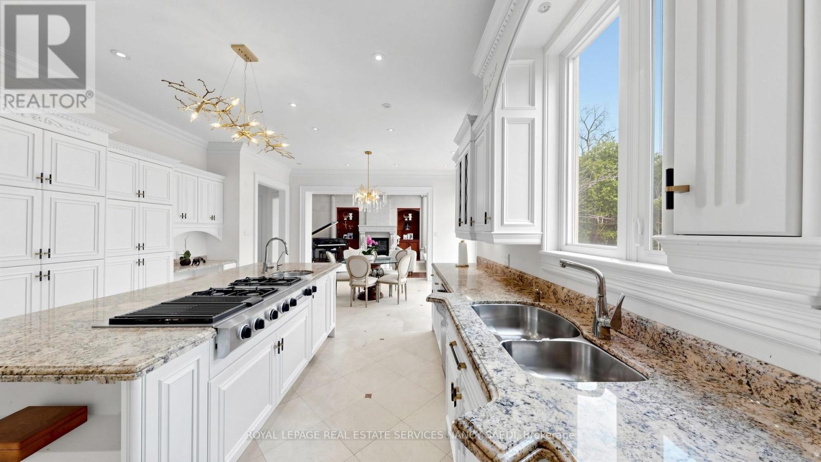 












17 TRUMAN ROAD

,
Toronto,




Ontario
M2L2L4

