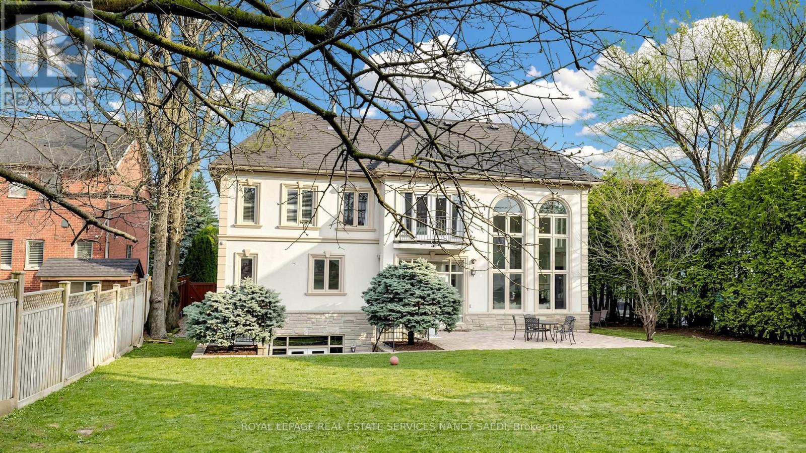 












17 TRUMAN ROAD

,
Toronto,




Ontario
M2L2L4

