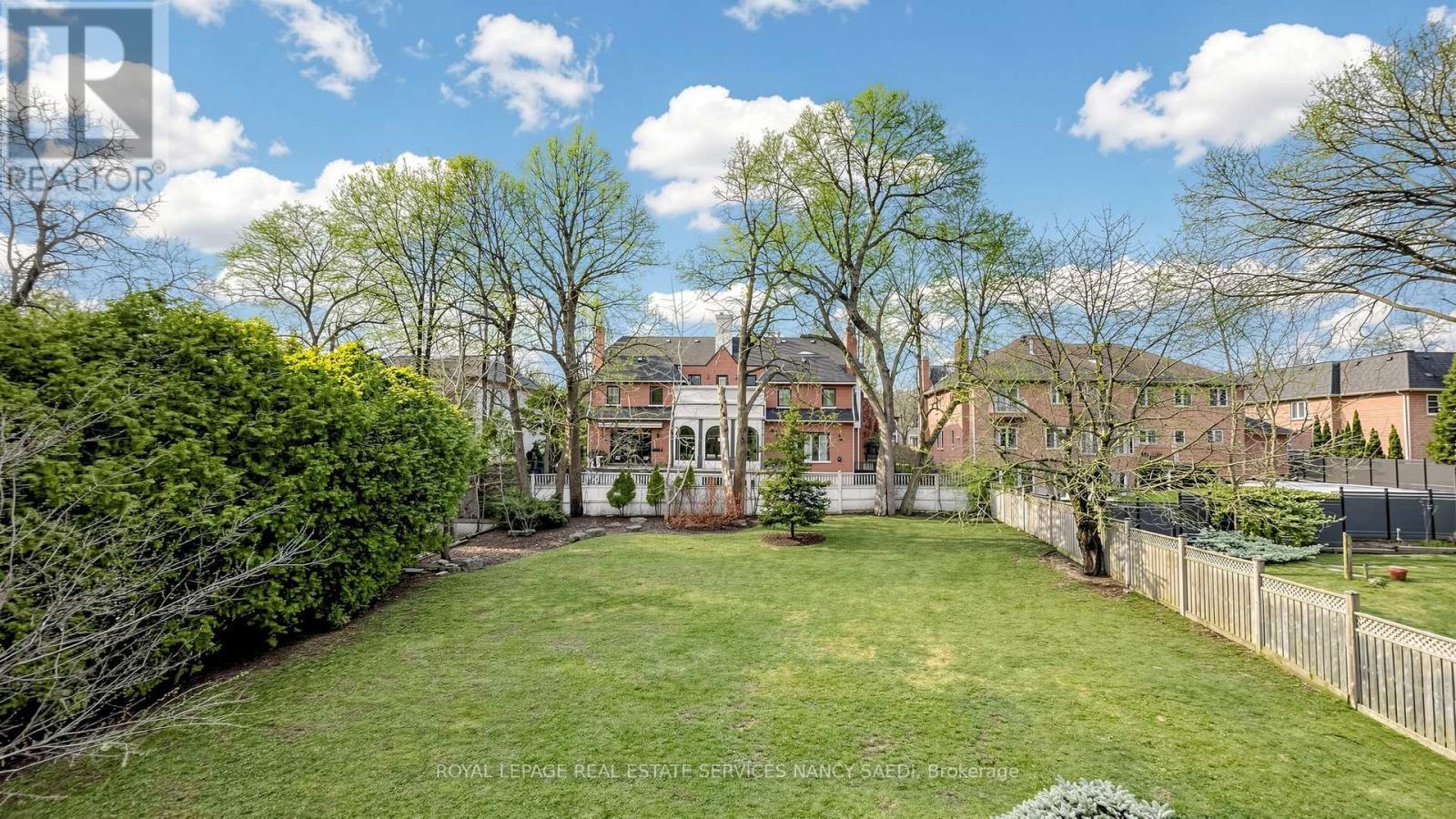 












17 TRUMAN ROAD

,
Toronto,




Ontario
M2L2L4

