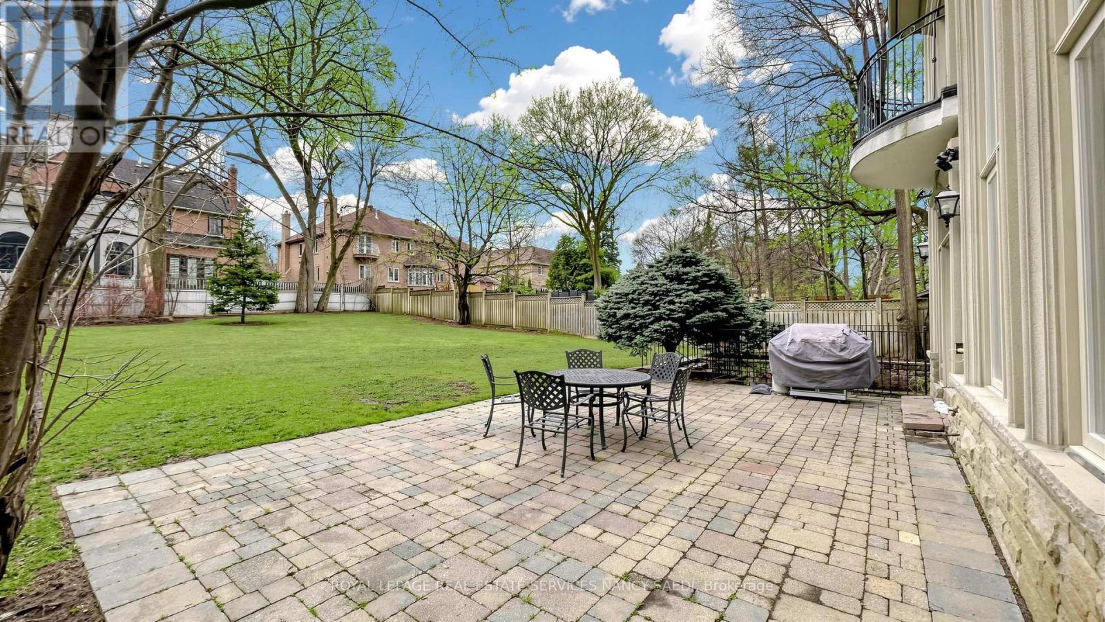 












17 TRUMAN ROAD

,
Toronto,




Ontario
M2L2L4

