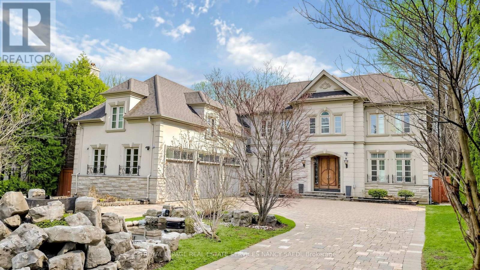












17 TRUMAN ROAD

,
Toronto,




Ontario
M2L2L4


