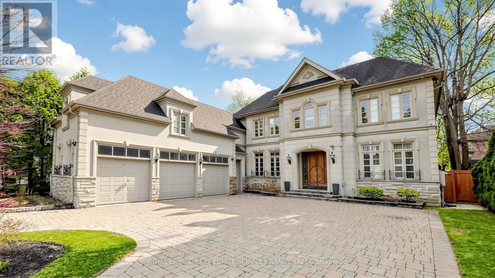 












17 TRUMAN ROAD

,
Toronto,




Ontario
M2L2L4

