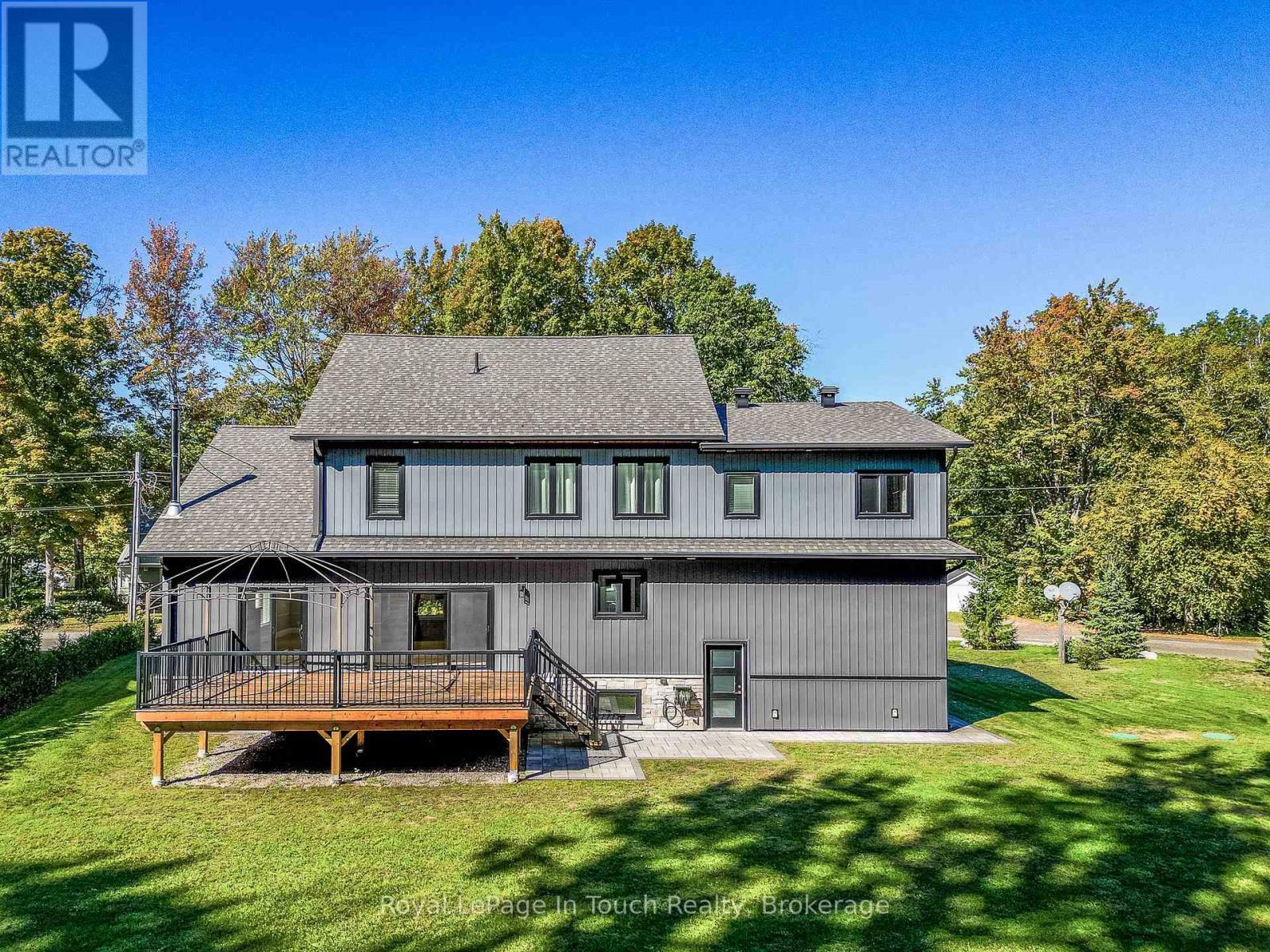 












9 BELCOURT CRESCENT

,
Tiny,




Ontario
L9M0M7

