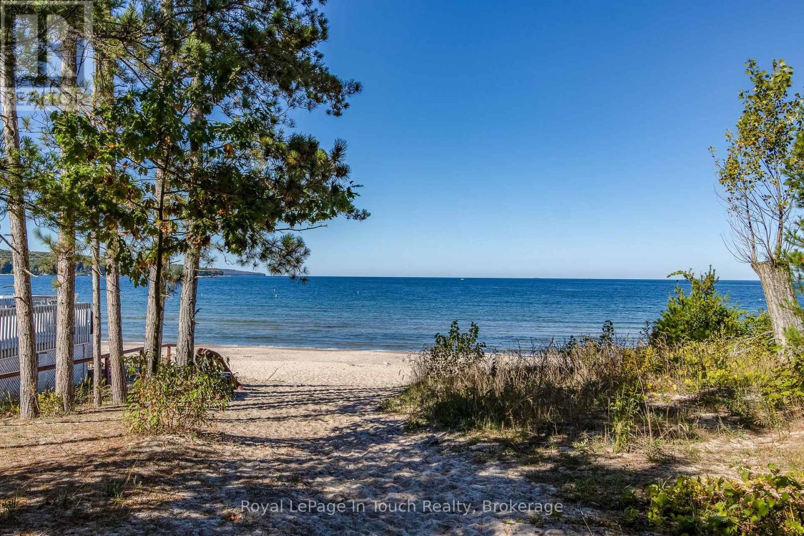 












9 BELCOURT CRESCENT

,
Tiny,




Ontario
L9M0M7

