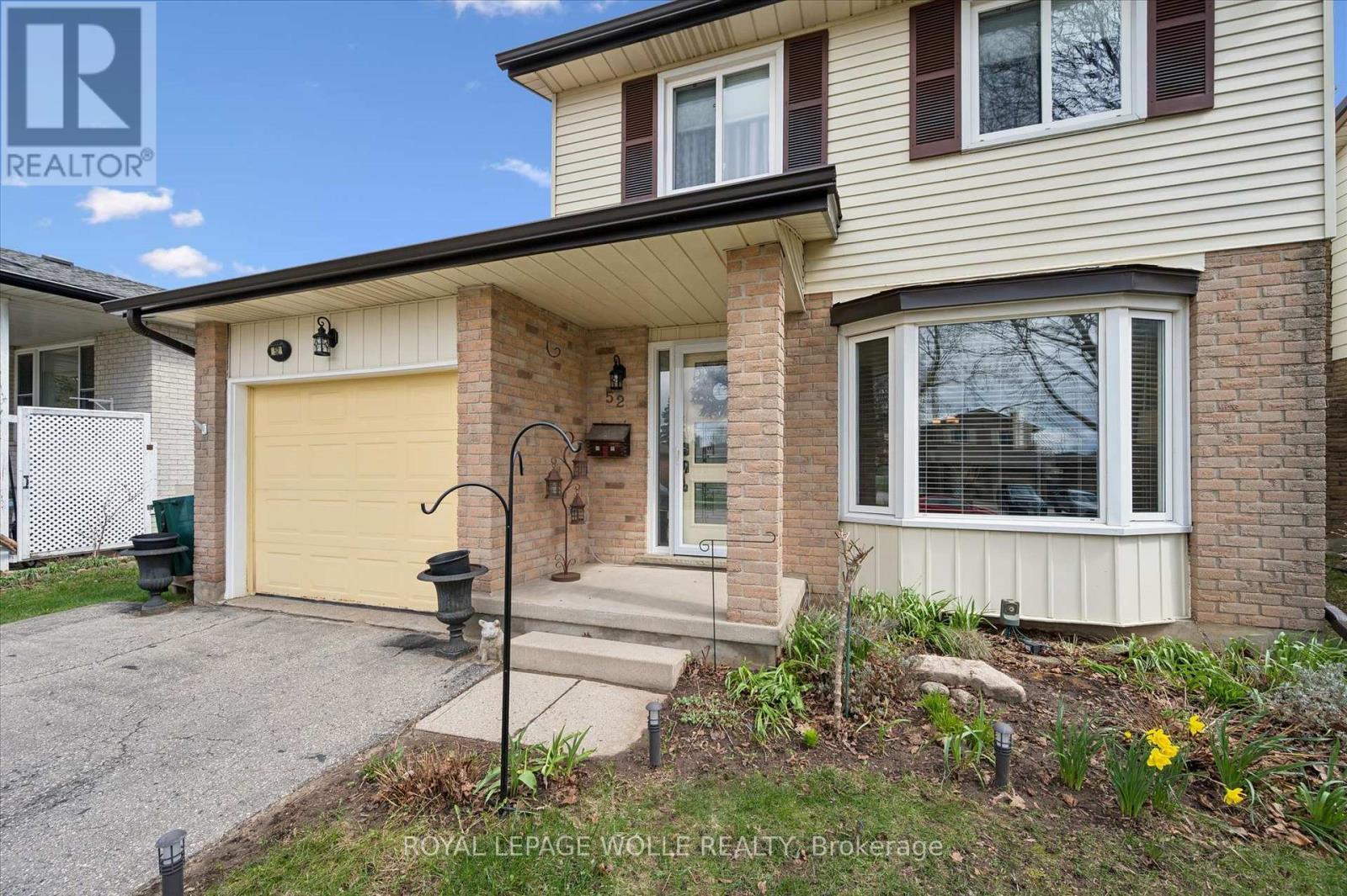 












52 TUERR DRIVE

,
Kitchener,




Ontario
N2E2M1

