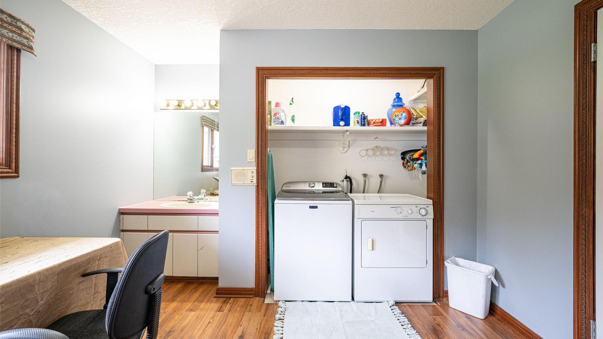 









701


Robin

Road,
Vernon,




BC
V1B 3B3

