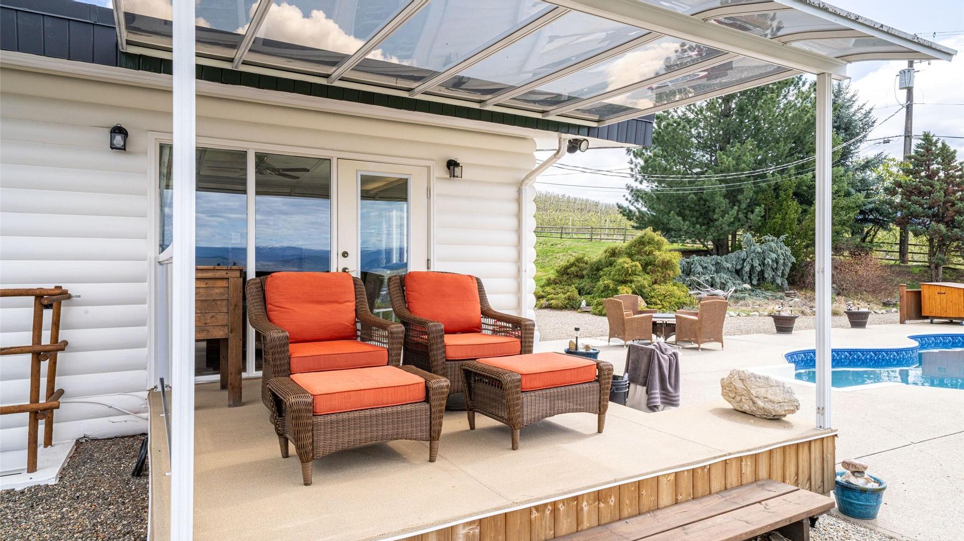 









701


Robin

Road,
Vernon,




BC
V1B 3B3

