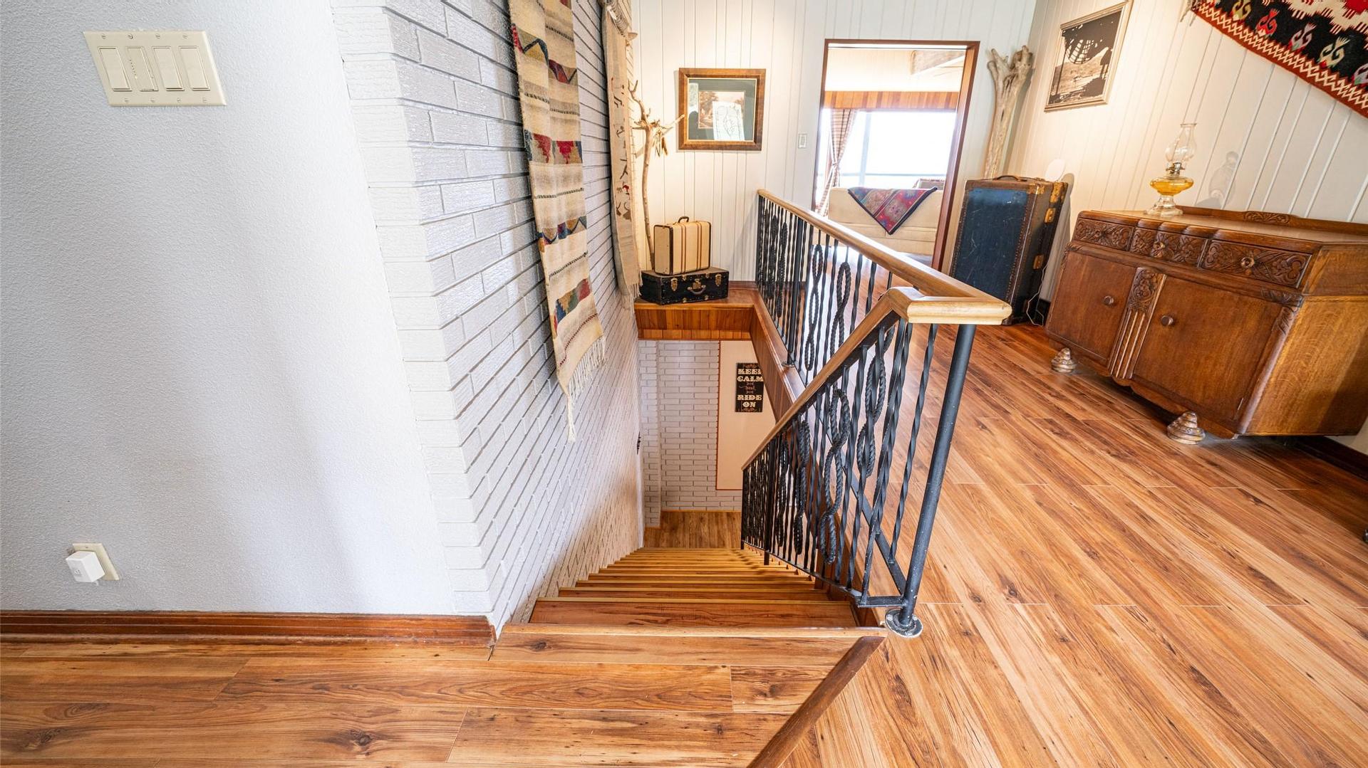 









701


Robin

Road,
Vernon,




BC
V1B 3B3

