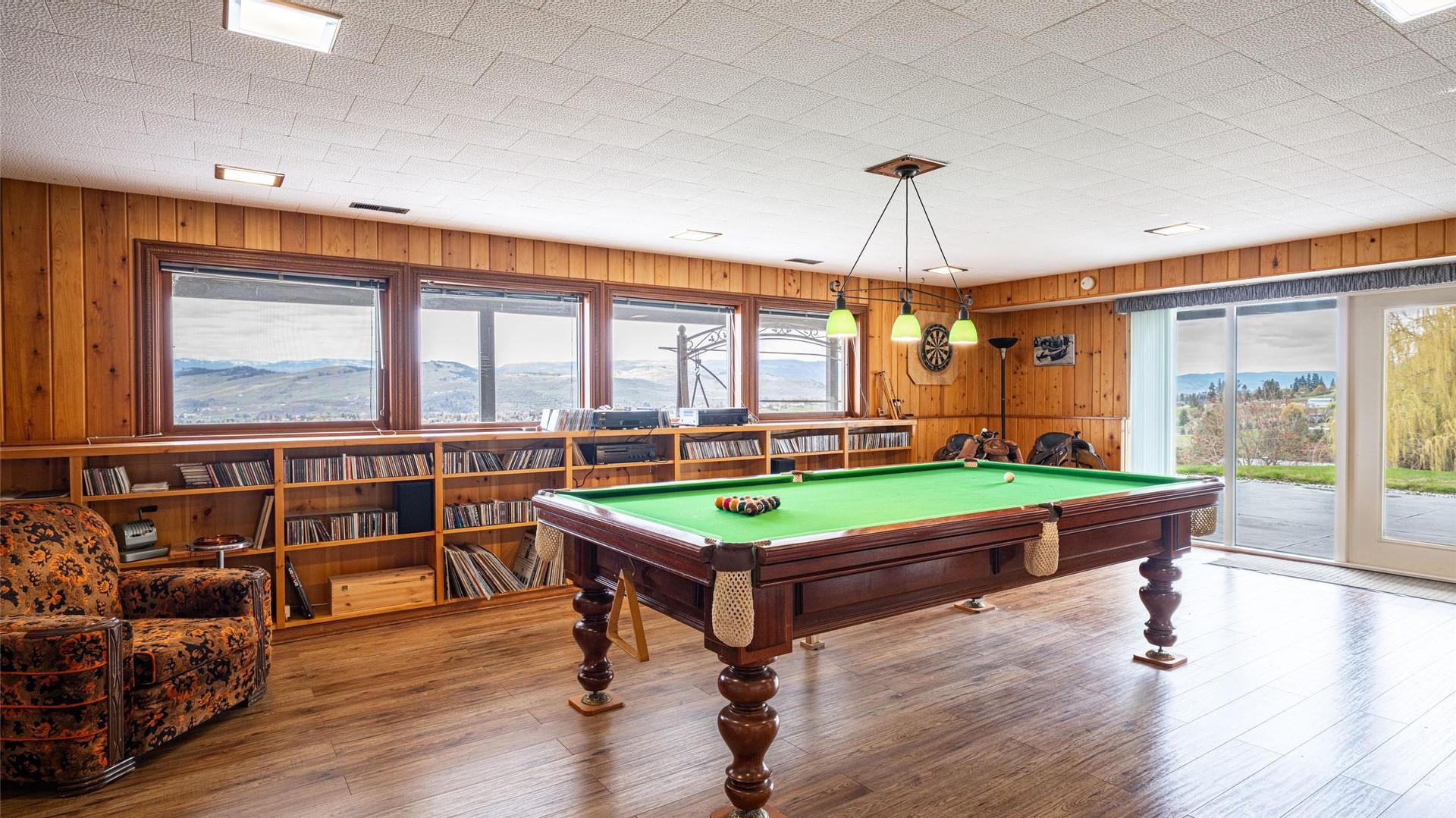 









701


Robin

Road,
Vernon,




BC
V1B 3B3

