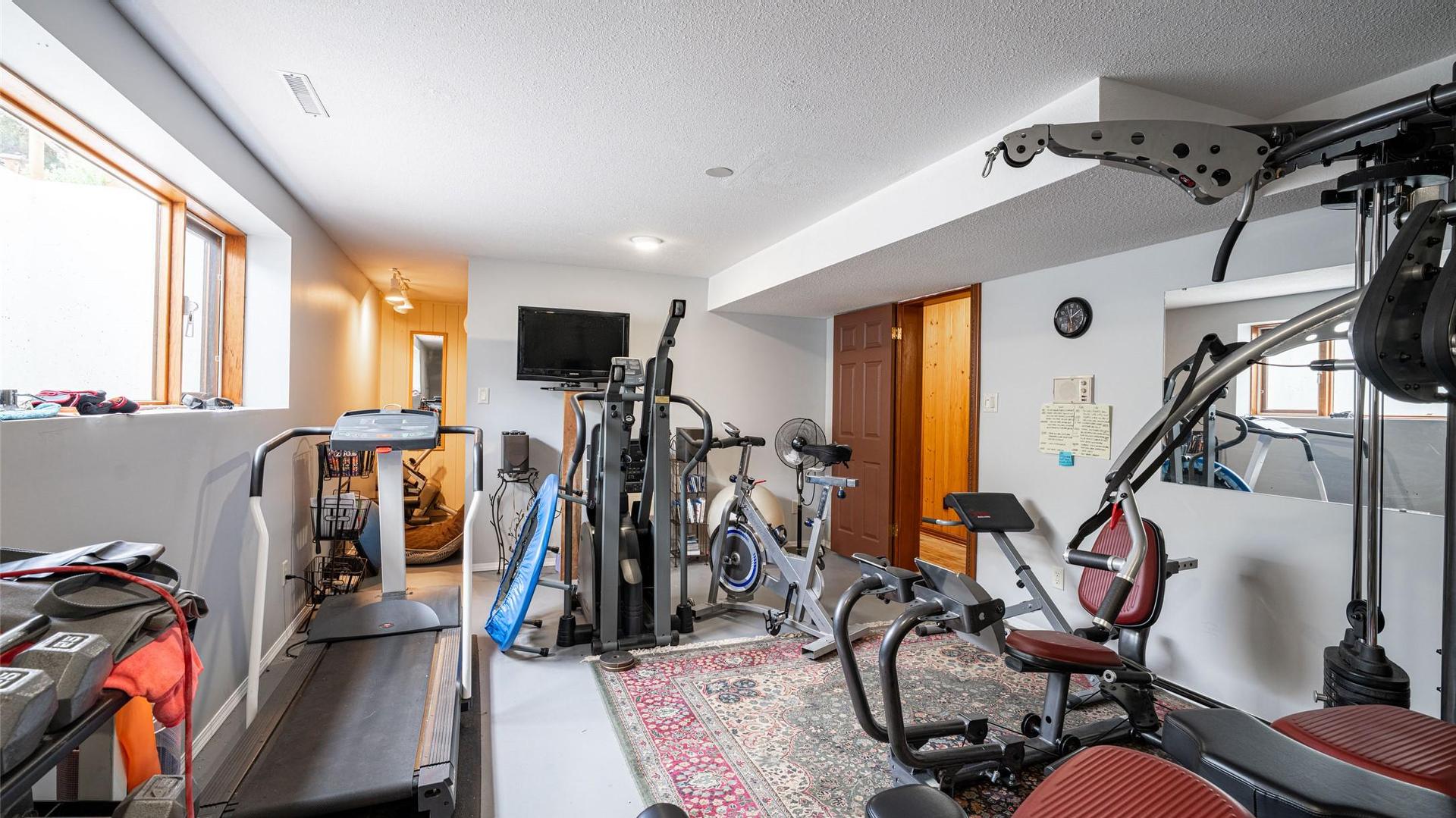 









701


Robin

Road,
Vernon,




BC
V1B 3B3

